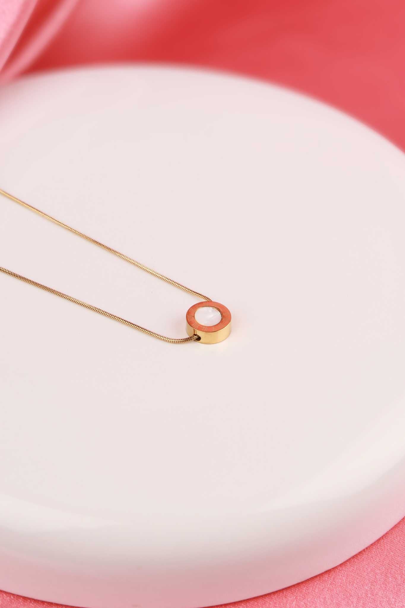Luna Ring Necklace – Minimal Gold Finish