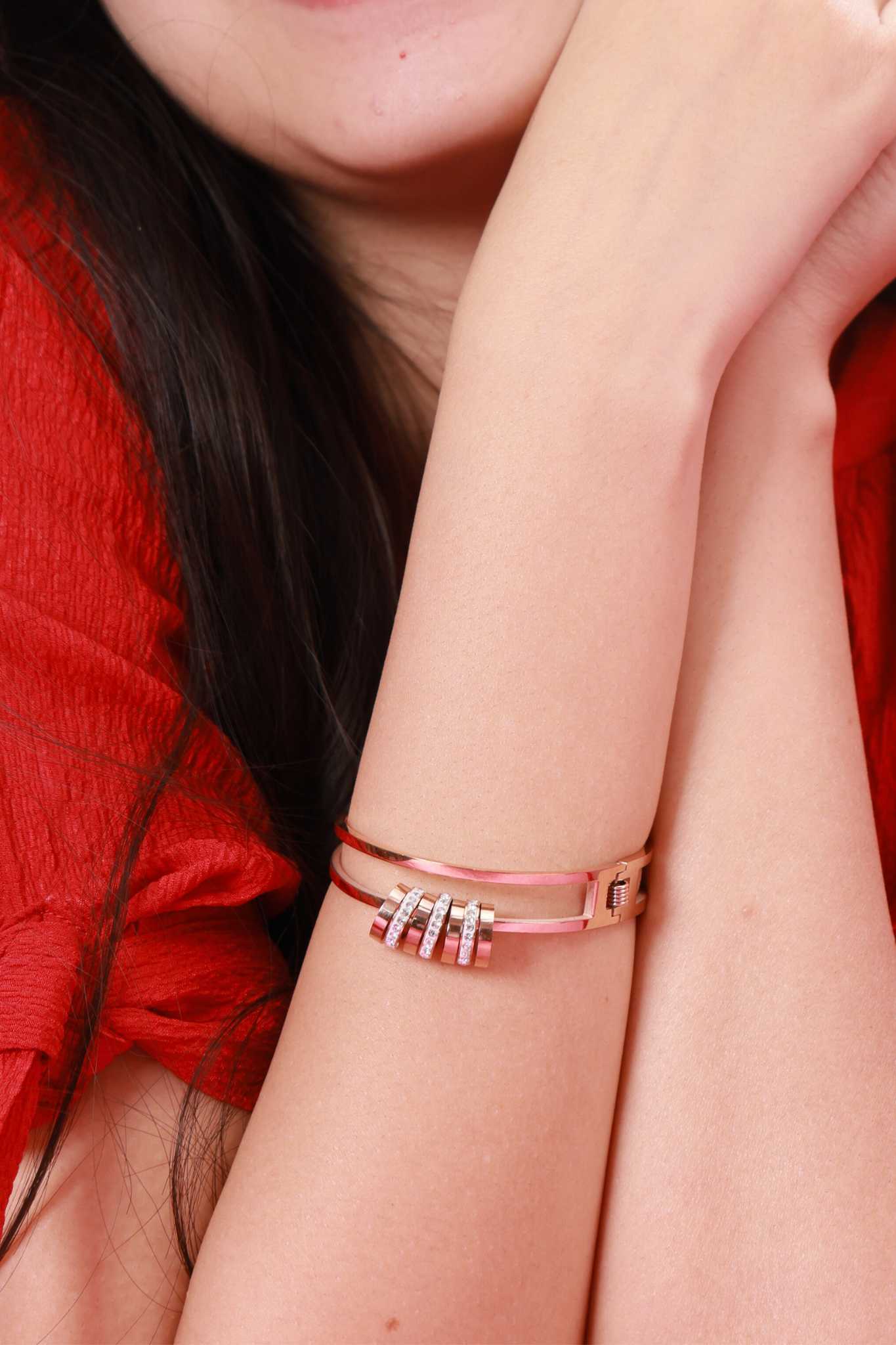 Orbit Charm Kada